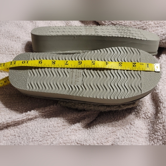 NWT Dearfoam Khaki Washable Gel Infused Memory Foam Large - Picture 6 of 7